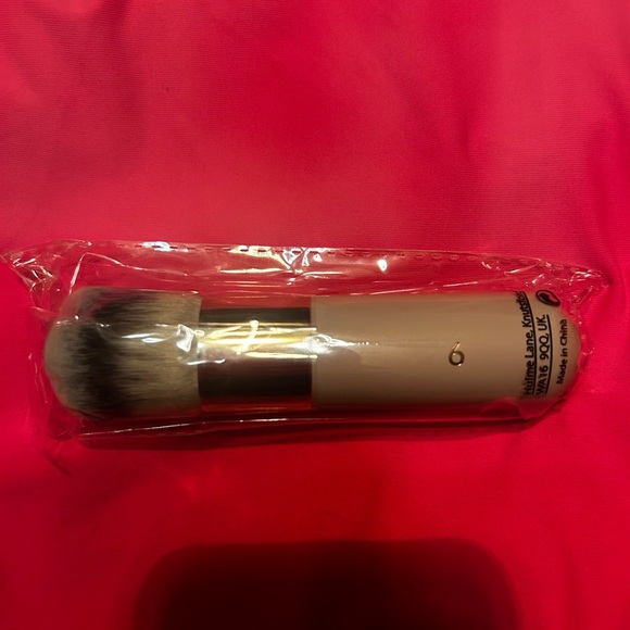 Doll 10 Jumbo Kabuki No. 9 Brush – Vegan / Synthetic Bristles powder brush new - Picture 3 of 3